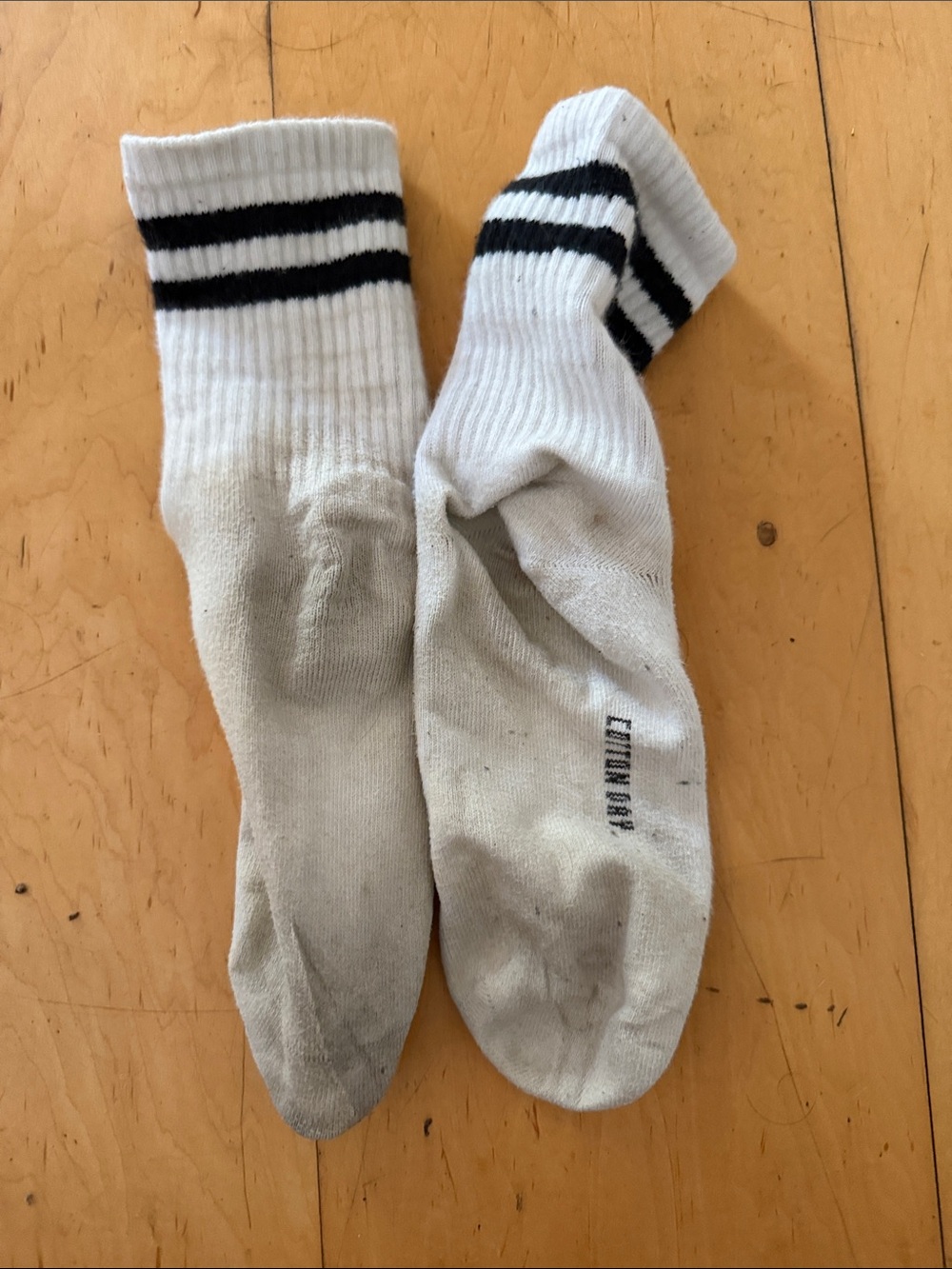 Thick stripe women’s sports socks